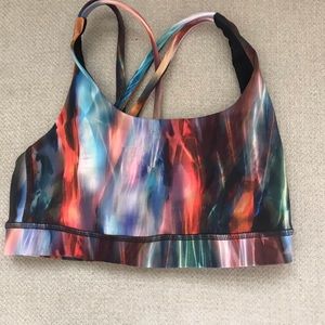 💗Super cute Lululemon sports bra- size 4💗 (#32)